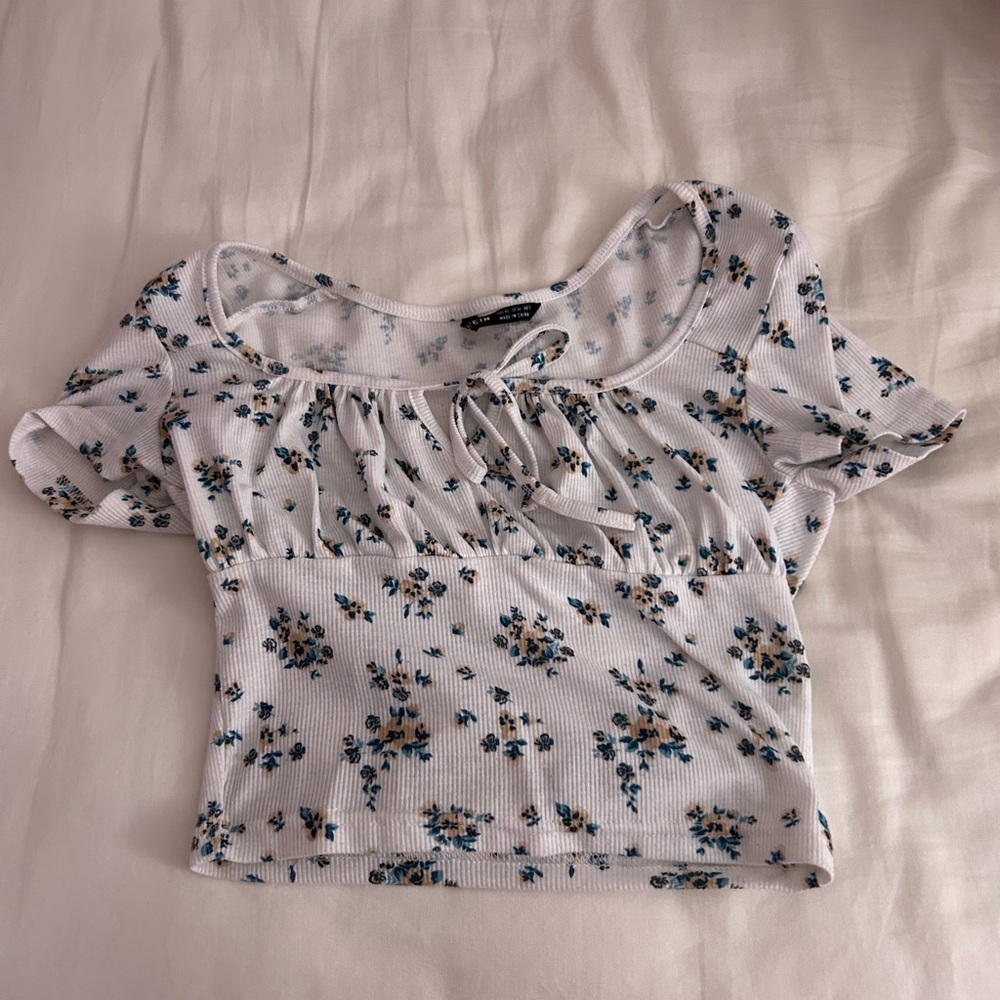 Crop Top puff sleeve